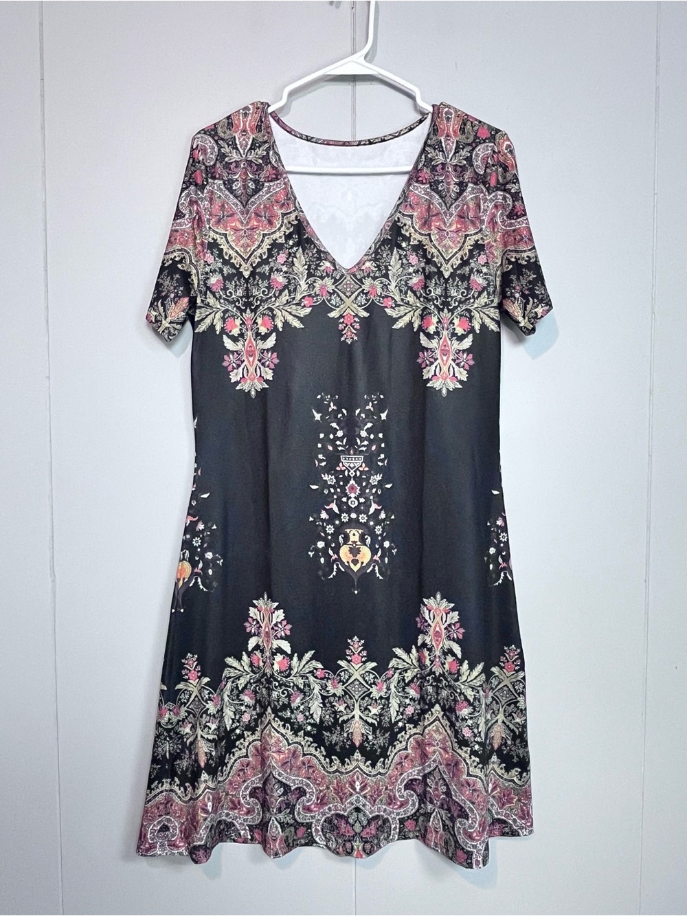 Black Paisley Floral Print A-Line Dress Mini Short Sleeve V-Neck Size S